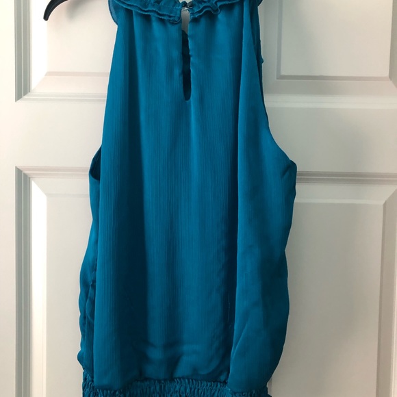 Sleeveless Ruffle Front Top - Picture 5 of 5